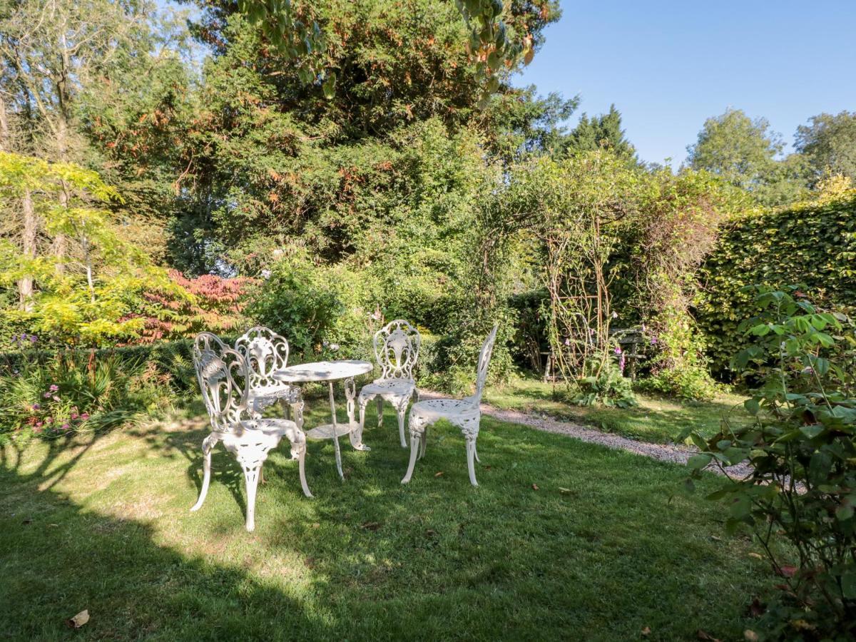 Woodlands Cottage Leominster Bagian luar foto